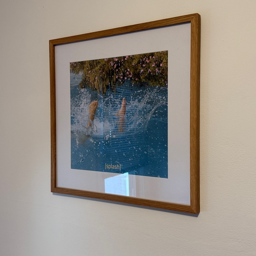 Splash Art Print with Gold Frame